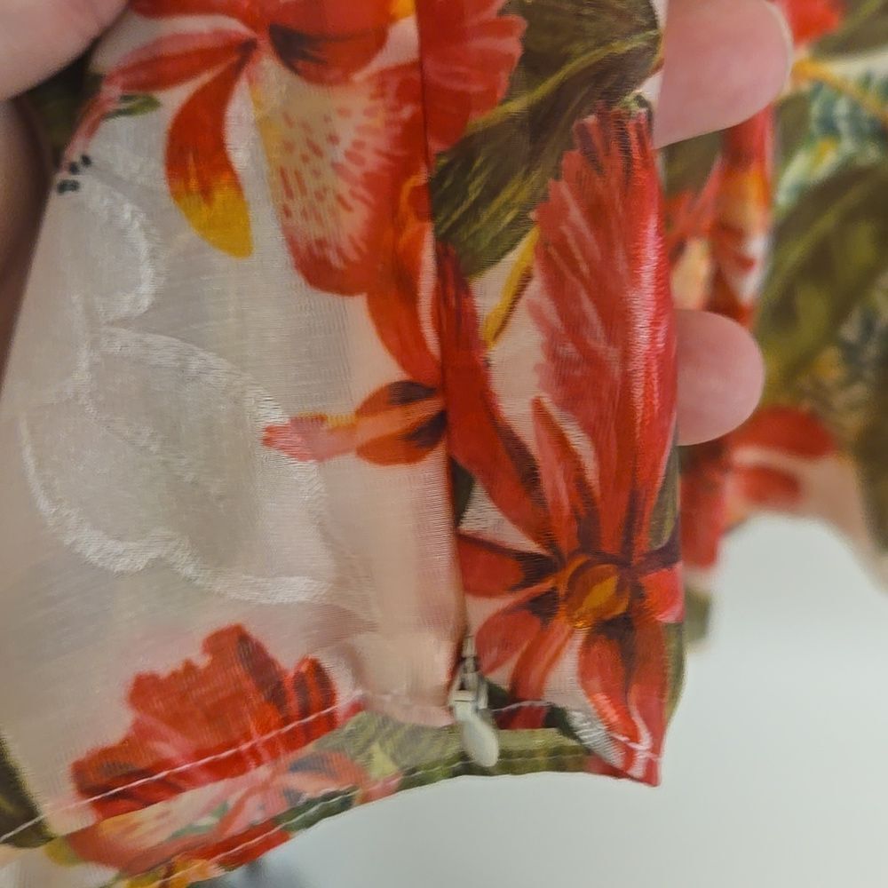 AMUR Cleo In Scarlett Tropical Floral - Picture 6 of 12